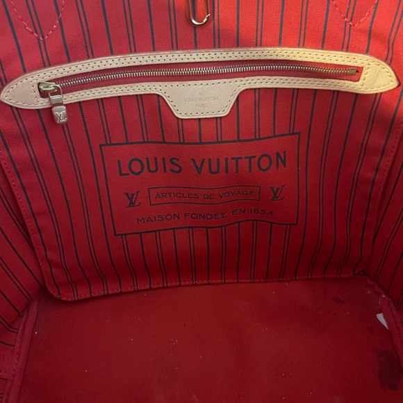 AUTHENTIC Louis Vuitton Neverfull MM - Picture 9 of 11